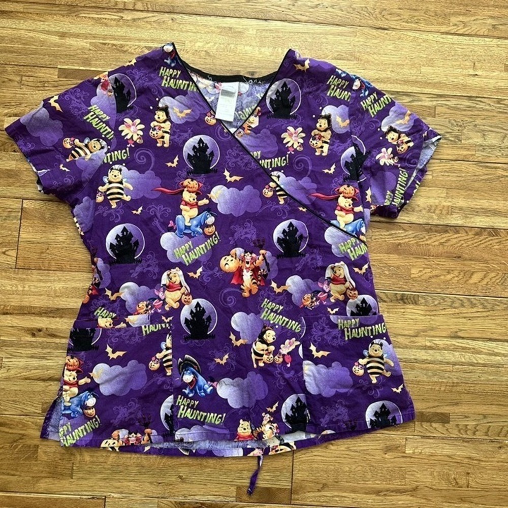 Disney Winnie the Pooh and Friends Halloween Happy Haunting 2 pocket Tie-back Sc - Picture 1 of 8